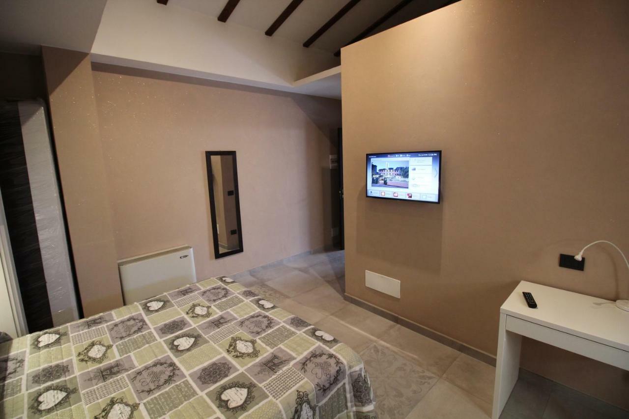 Aparthotel Del Prado Riva Ligure Exteriér fotografie