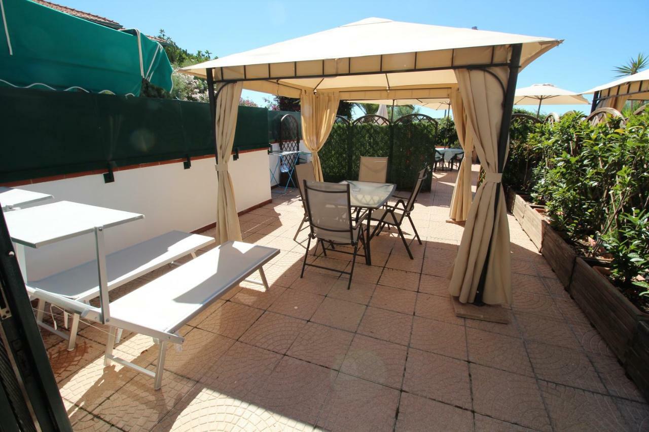Aparthotel Del Prado Riva Ligure Exteriér fotografie