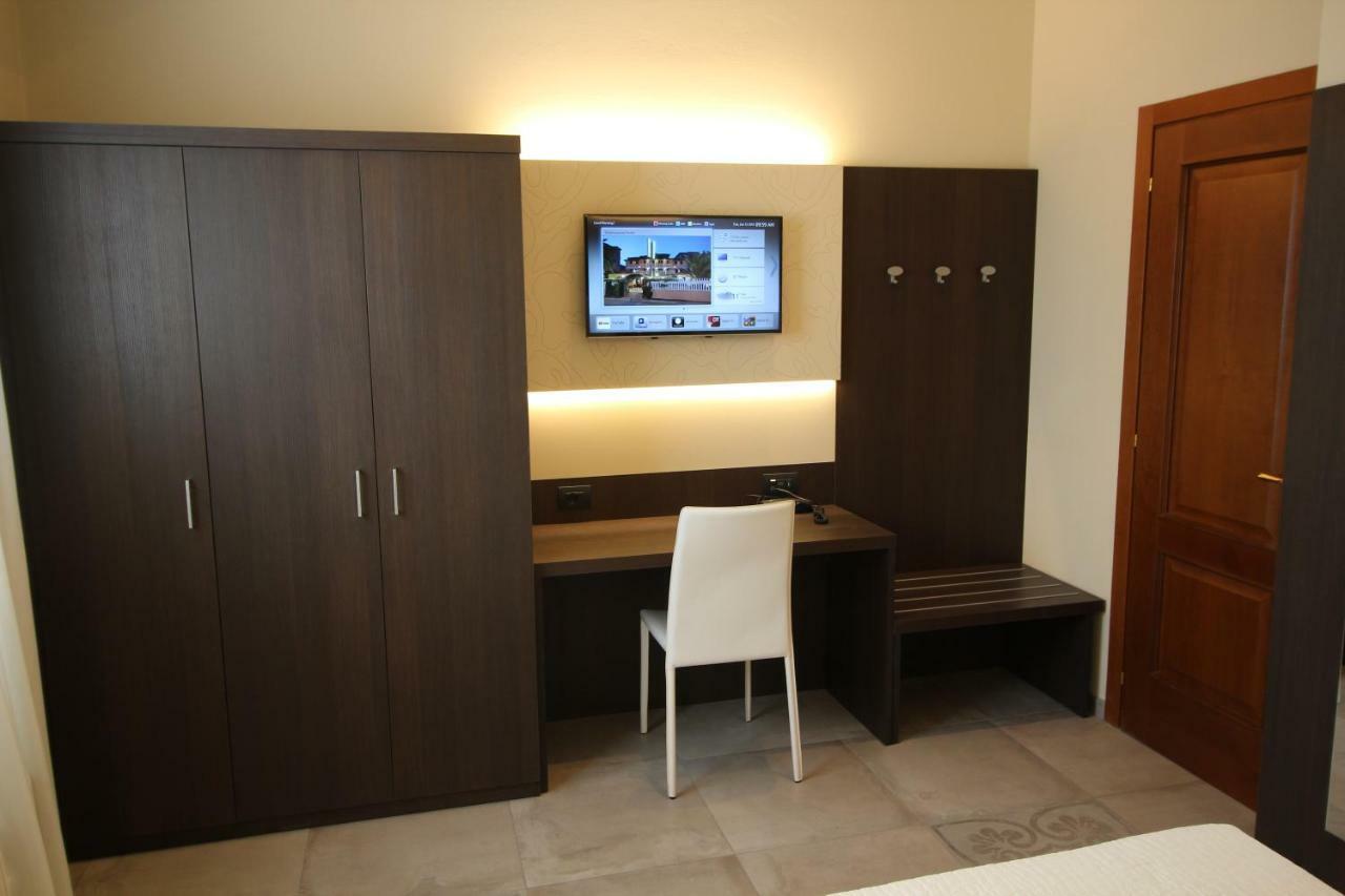 Aparthotel Del Prado Riva Ligure Exteriér fotografie